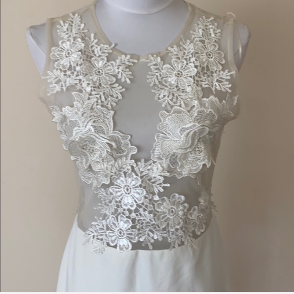 Misguided Lace white mini dress - Picture 3 of 6